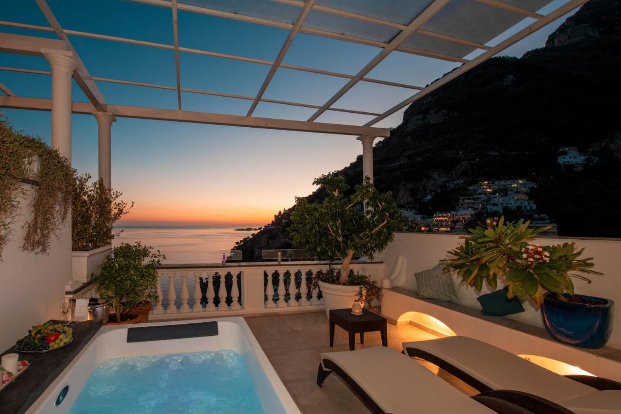 Suite Junior con terraza y vistas al mar