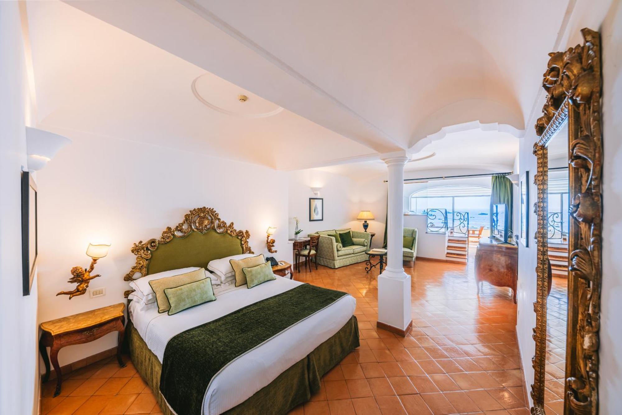 Deluxe Junior Suite
