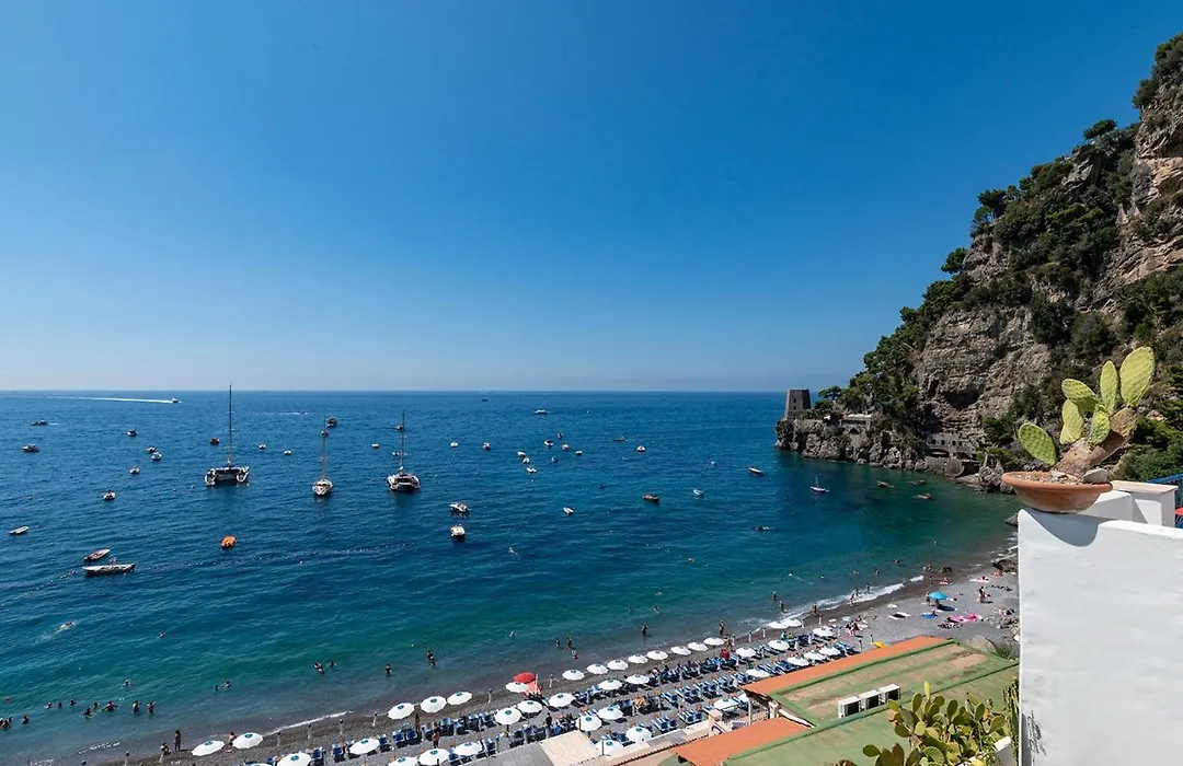 La Dolce Vita A Positano Boutique Hotel-1