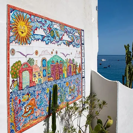 La Dolce Vita A Positano Boutique Hotel-2